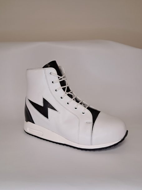 Chaussure montante éclair